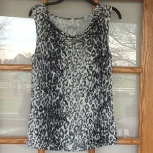 Gillian & O’Malley sleeveless top